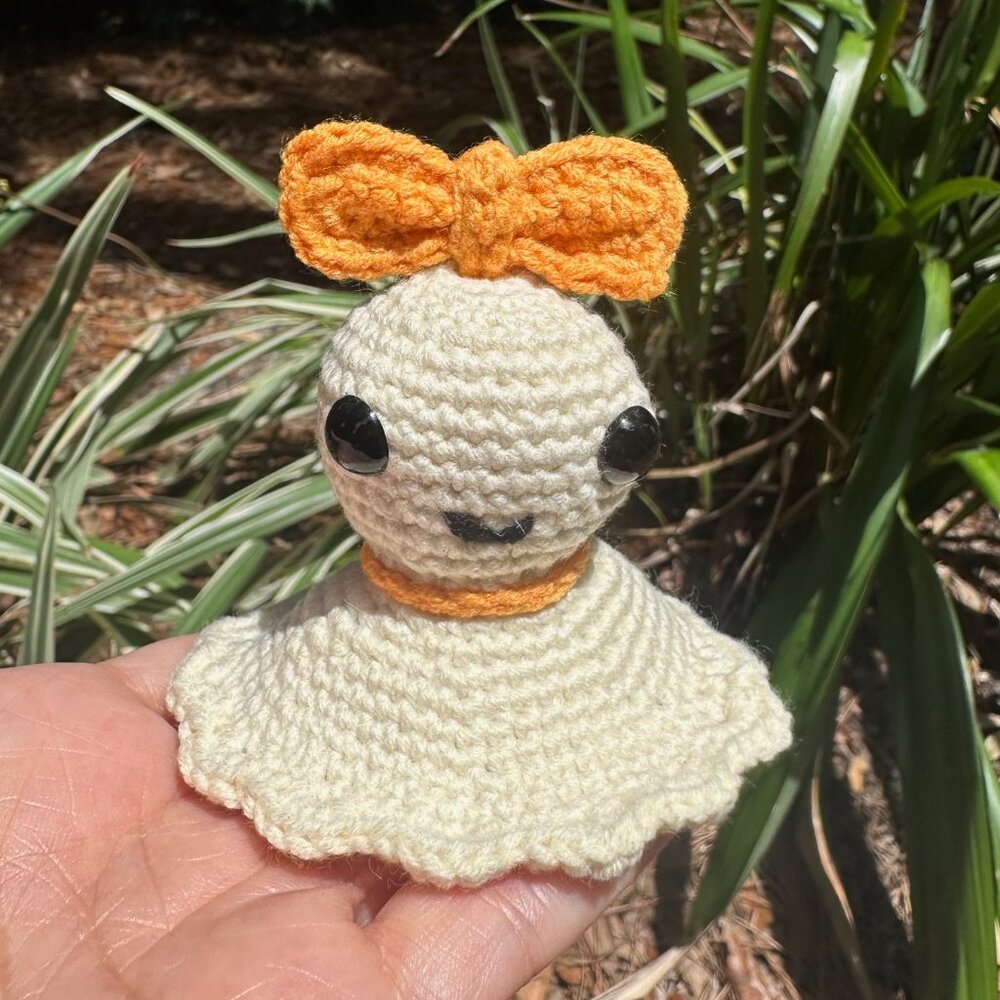 NEW Crochet Cute Halloween Ghost with Bow, Soft Stuffed Orange Bow Ghost Toy